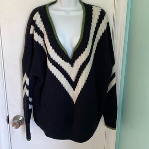 Maeve by Anthropologie oversized v-neck sweater